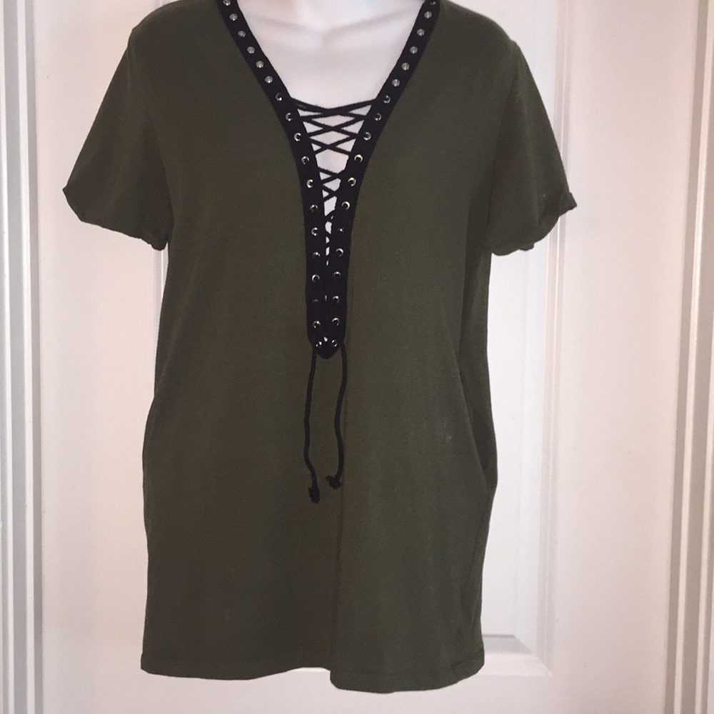 🌺4/$25🌺Henrigirl Army Green Strappy Shirt